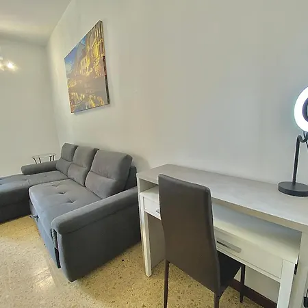 Famagosta Home, Moderno E Confortevole