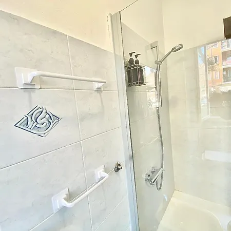 Famagosta Home, Moderno E Confortevole * Μιλάνο